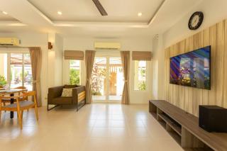 Sunny pool villa Rawai, close to amenities #v87 - Phuket - 7