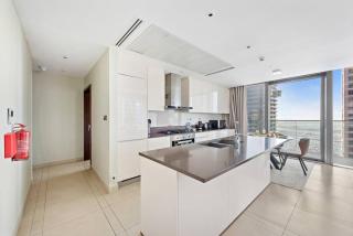 FIRST CLASS 2BR Luxurious and Modern - Dubai - 4