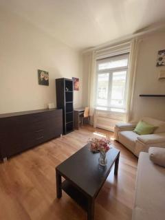 Diamond Cabin by the Church - Budapest - 6