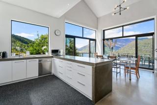 Modern Alpine Living with Spectacular View - 5