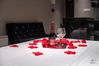 Romantic Homestay JB #Bathtub #Couple #Mood - Johor Bahru - 2