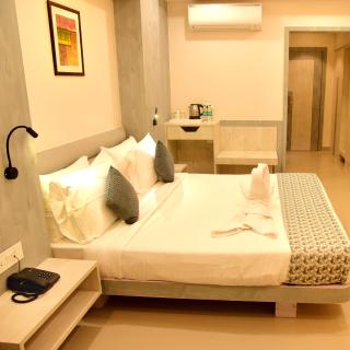 Hotel Rishiraj, Nagaon - Nowgong - 2