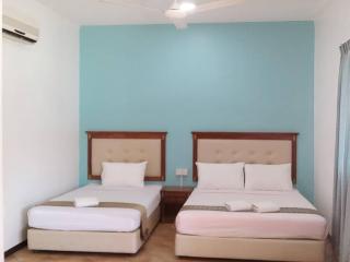 Hotel Suite & Apartment at PD Tiara Bay Apartment - Kampong Batu Empat Belas - 8