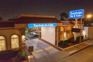 Travelodge Inn & Suites by Wyndham Bell Los Angeles Area - 4