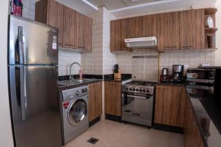 Huge apartment walking to Dubai Mall and Burj Khalifa - Dubai - 3