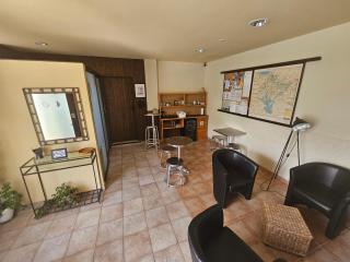 Hostal JP y Estudios - 9