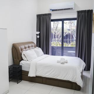KLIA AIRPORT HOMESTAY 5 - 8