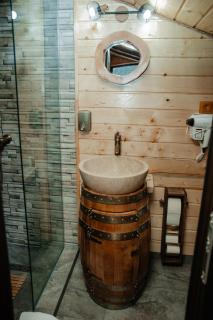 Cabana roua munților din bucovina - - 1
