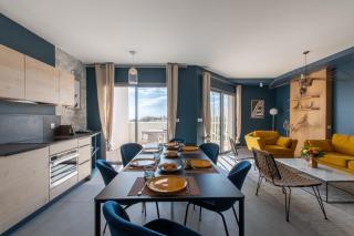 Luxury Mind Vue Exceptionnelle Pied dans l'eau Parkings privés 2 places Climatisation Hyper centre logement d'exception - La Grande-Motte - 4