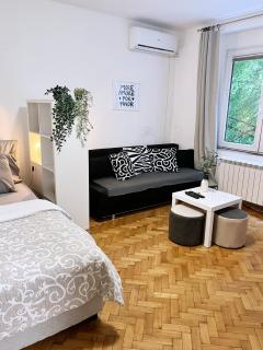 Fully Equipped - Cozy & Convenient City Apartment - Belgrade - 6