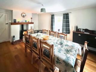 Sandy Toes Cottage - - 7