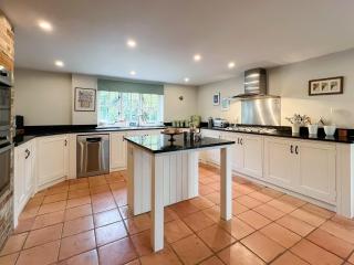 Sandy Toes Cottage - - 6