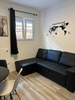 Apartamento blanco y negro en el centro - Alicante - 4