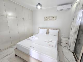 GREY LUXURY HOUSE - Ipsos - 7