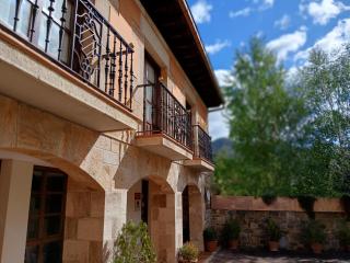 Picos de Europa Suites and Rooms - Turieno - 1