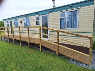 Thornbury Holiday Park - 4