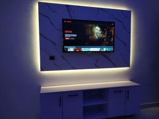 Room at Kings' Place - Lekki - 2