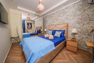 LUX Movie Stars Apartments Perea - 0