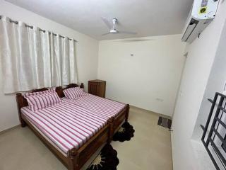 San Service Apartment by Dolfy - Kelambākkam - 9
