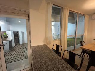 Espacioso apartamento con patio en Barrio Bombal de ciudad de Mendoza - Barraquero - 4