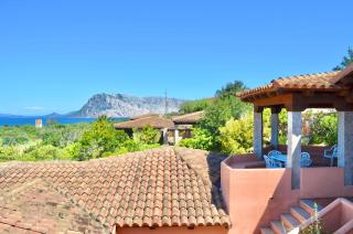 ISS Travel, Panoramic Coda Cavallo Cottages - 10 km from San Teodoro - 9