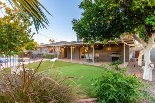 Hot Tub, Heated Pool, Mini Golf, BBQ, 500 Mbps, 50in TV, Old Town - Scottsdale - 8