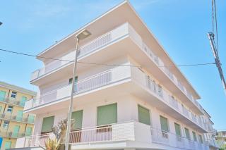 HOTEL JOLANDA - Bellaria-Igea Marina - 6