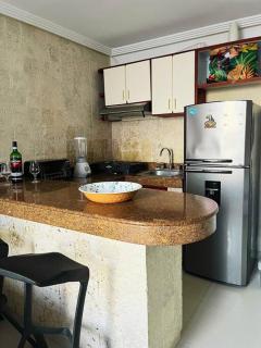 Beach retreat in El Laguito - 5