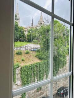 Buda Castle Serpentine Apartments - Budapest - 6