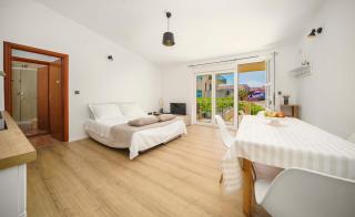 Apartments Vitis - City Centre - Free Parking - Vodice - 3