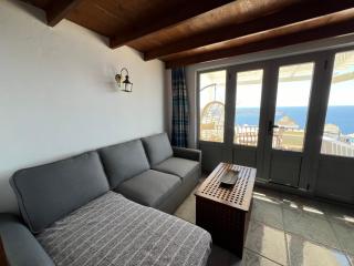 Sunset view apartment - Oia - 4