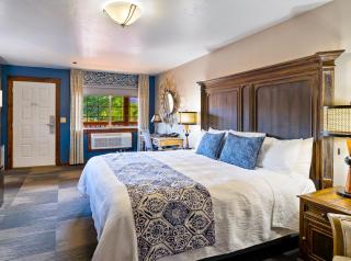 Desert Rose Resort & Cabins - Bluff - 3