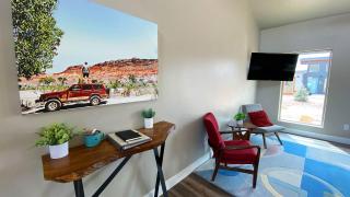 Timber & Tin F 2Bed 2Bath w Pool & Rooftop Deck - Kanab - 6