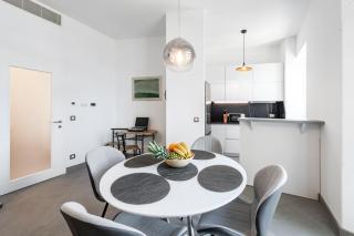 Central located house 'PORAT' - 2