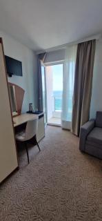 Elite Family Hotel - 8