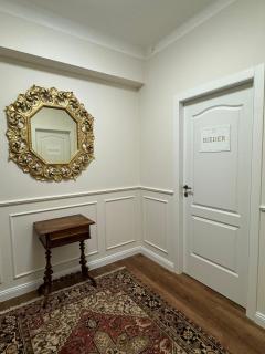 BIEDERmeier - Triest - 2