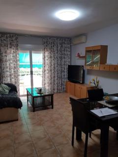 Apartamento con terraza a pocos metros del mar - 1