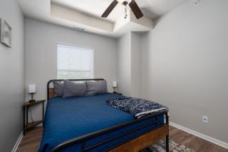 HUGE New Apartment, Free Parking, Near Mayo! - Rochester - 1