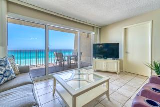 Beach House Condominiums D404 - Beachfront with Pool, WiFi, & Beach Service - 5
