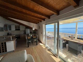 Apartment MORE Island Vis - Vis - 3