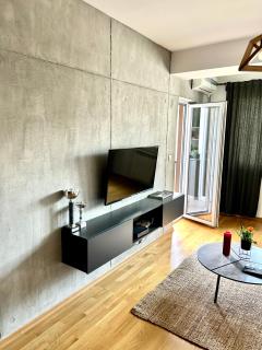 The Home Away from Home - Skopje - 4