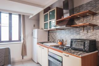 Metropolitan Station Room Lift - 2