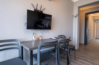 Select Cunda Guest House - Sea View with Garden 2 Bedroom Apartment at Cunda Island - Ayvalık - 1