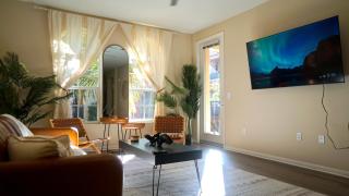 5 Min to Disneyland - BOHO Style Family Home - Anaheim - 8