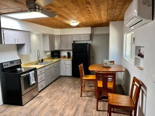 Quiet cabin in the woods - 2