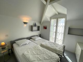 Maison chaleureuse avec piscine collective, près de la forêt, WiFi, parking privé - FR-1-323-441 - 5
