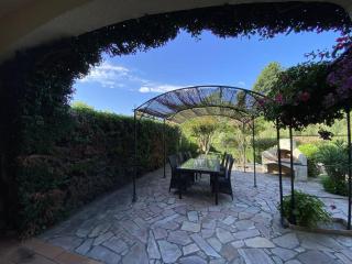 Villa à Cavalaire-sur-Mer: proche plages, jardin, 3 chambres, balcon, terrain de pétanque - FR-1-100-338 - Cavalaire-sur-Mer - 4