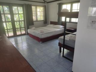 Poseidon Bungalows - 8