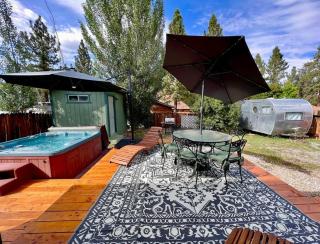 Wood beam cabin, family friendly, pets, Wi-Fi - 8