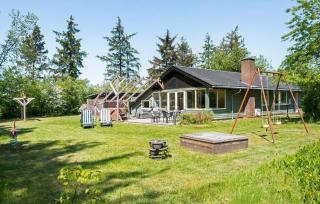 Lovely Home In Bording With Kitchen - Bording Stationsby - 0